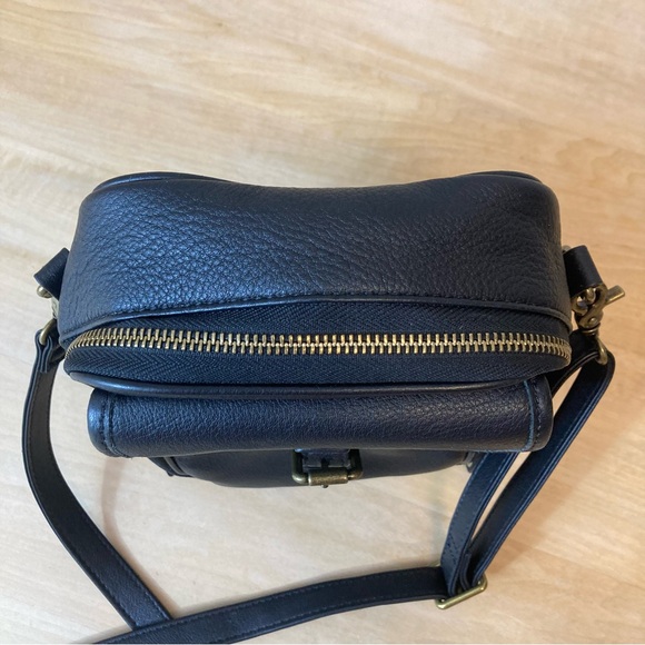Minooy Black Leather “Naya” Crossbody Bag - Picture 3 of 15
